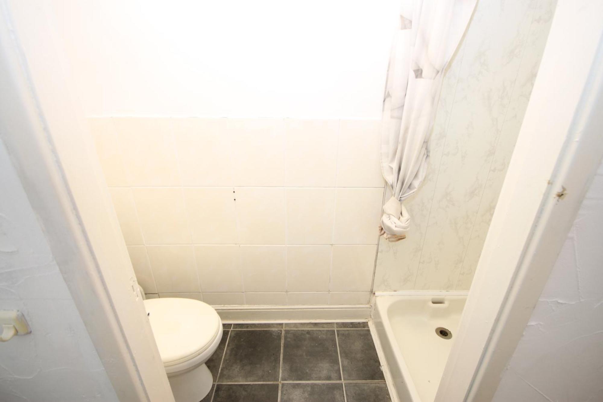 Barton Seaview, Self Catering Studio Apartments, Promenade & Central Beach Location, Families, Couples Or 23 Years Plus Only, Free Parking Blackpool Chambre photo